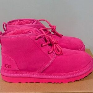 💗💖💗💓Ugg Australia Kids Neumel II Boots